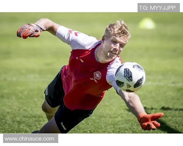 丹麦足球明星的精彩瞬间与辉煌成就全景展示